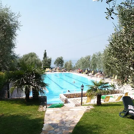 Hotel Taki Village 3*